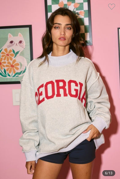 *PREORDER* Viral Reversible Mockneck Sweatshirt