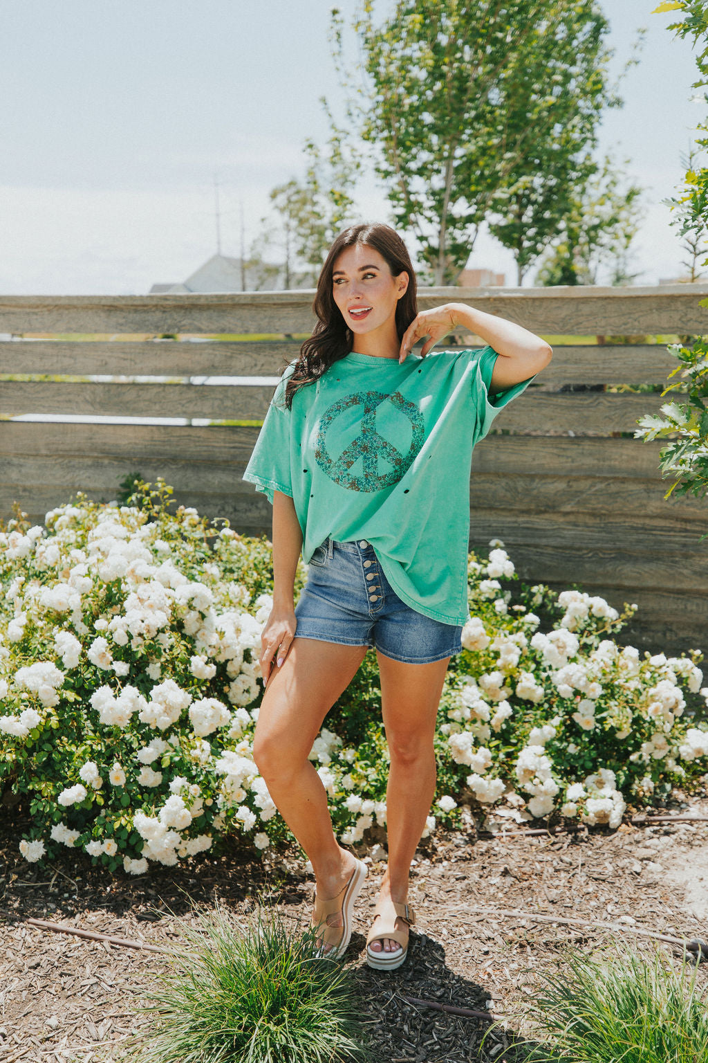 💖 Peace Sign Evergreen Graphic Tee
