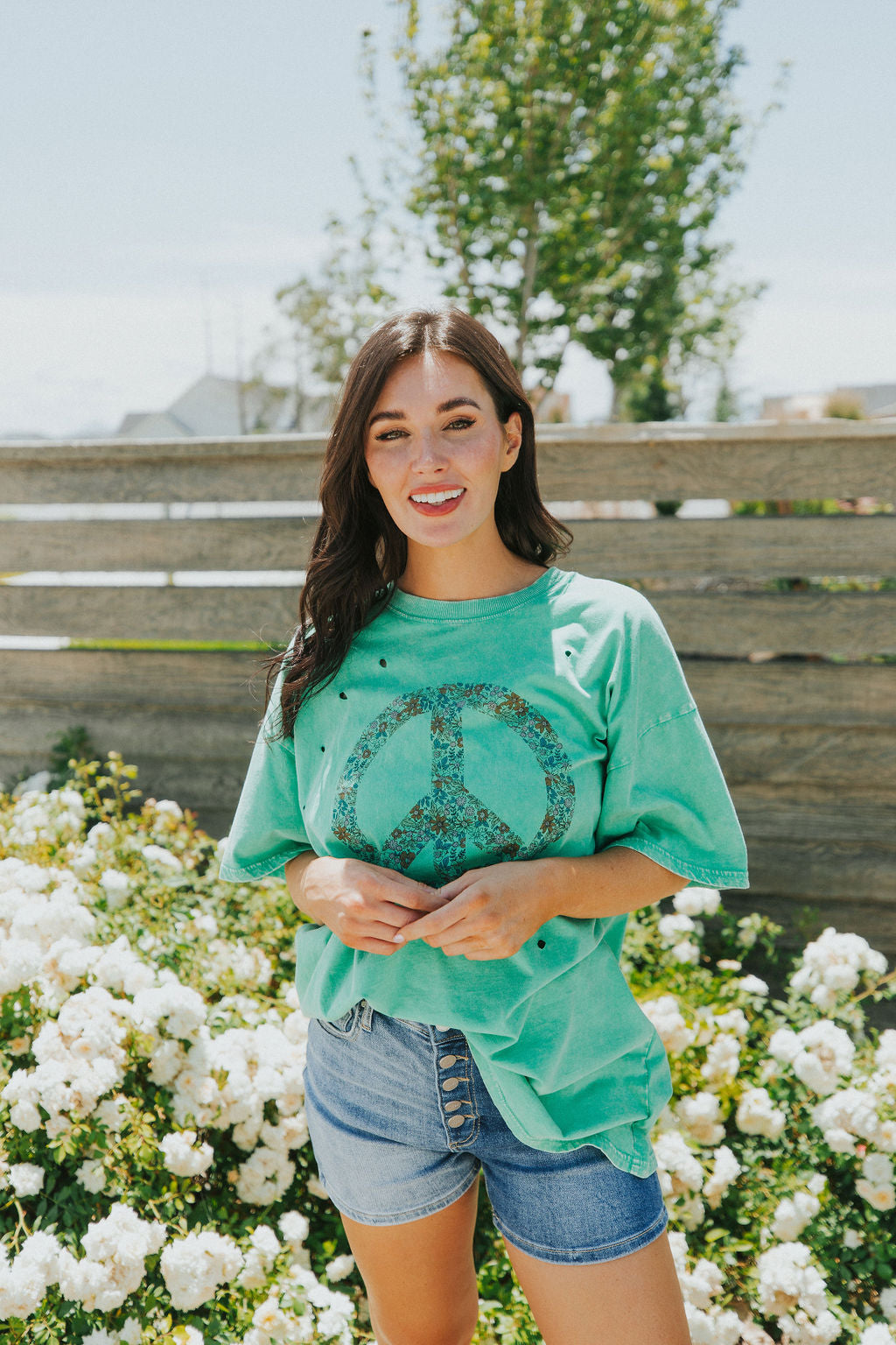💖 Peace Sign Evergreen Graphic Tee