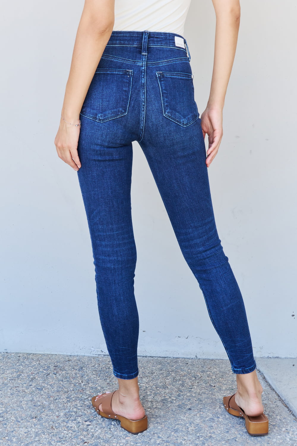 ⭐️ Judy Blue Marie Mid-Rise Crinkle Ankle Detail Skinny Jeans