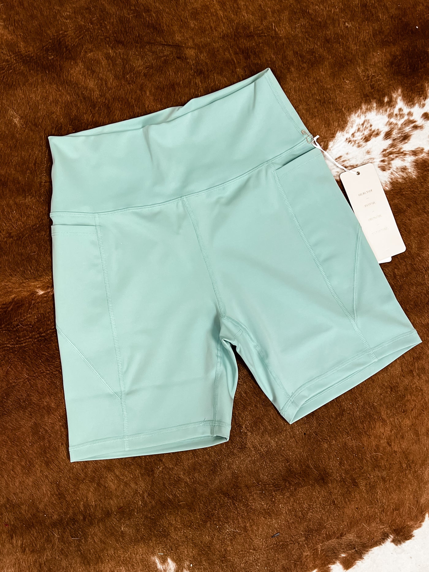 Every Day Activewear Pocket Biker Shorts - CHALKY MINT