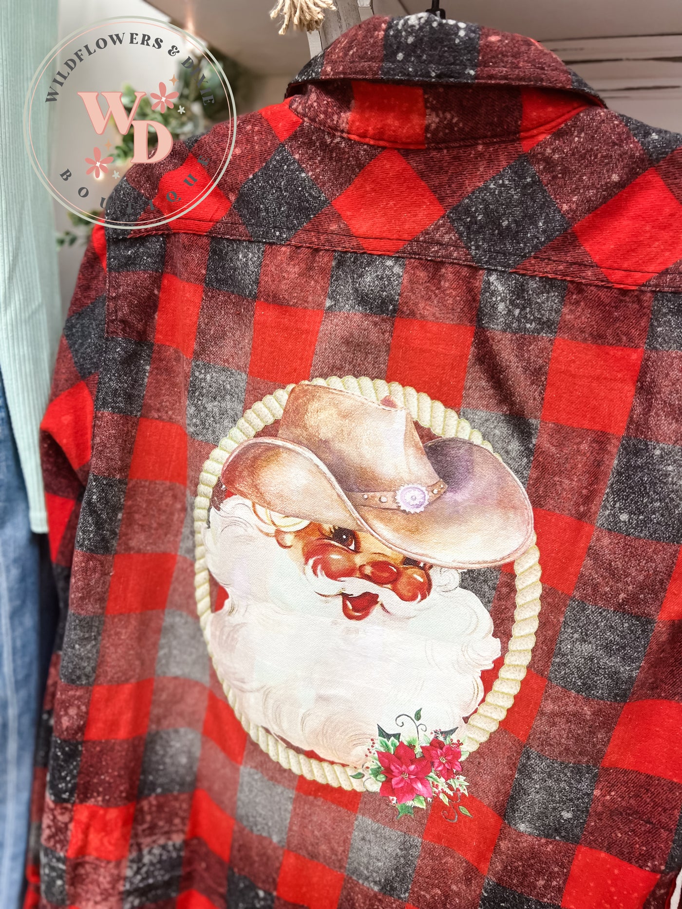 [READY TO SHIP] Bleached "Santa" Flannel