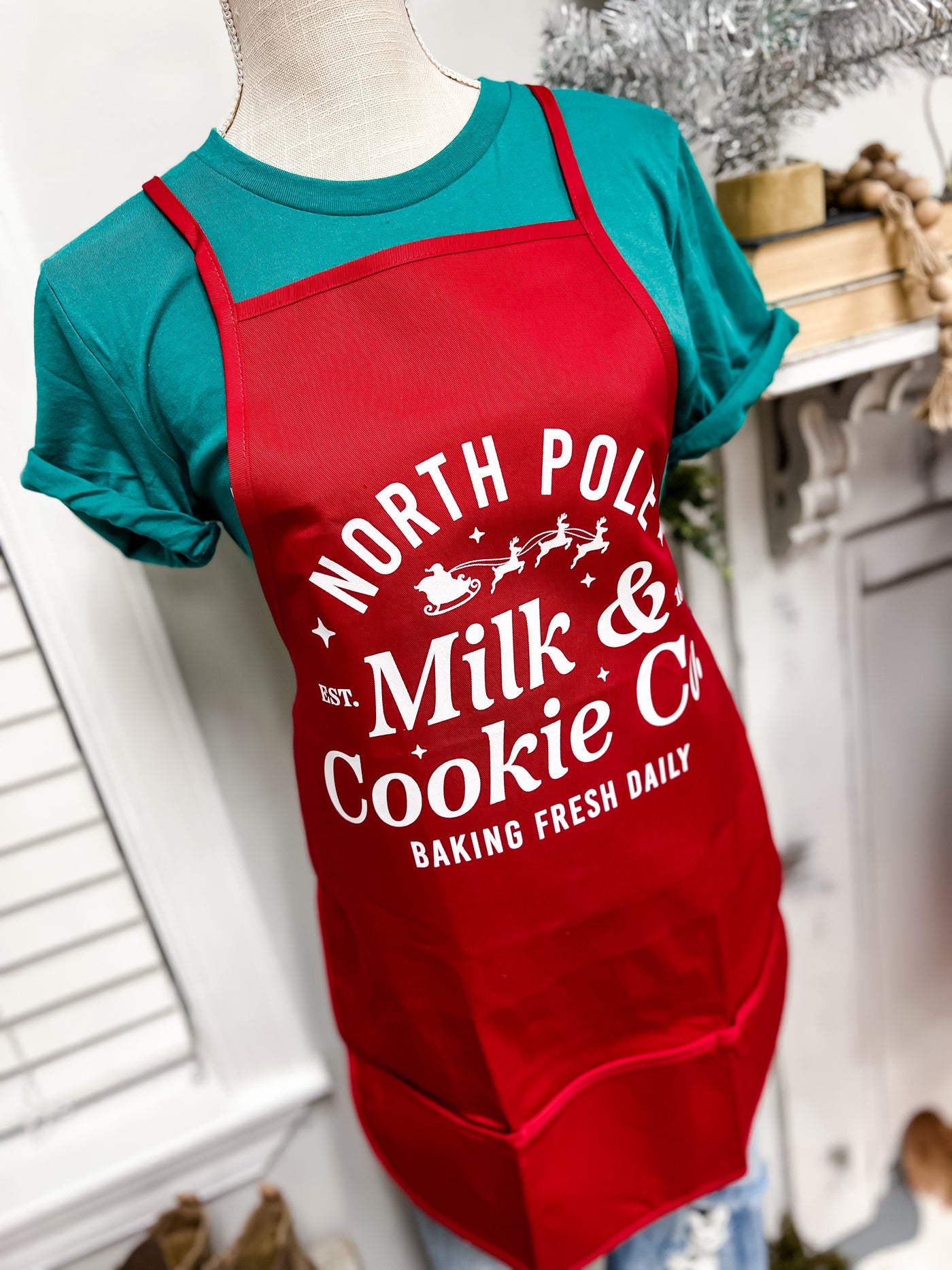 🌟 SALE 🌟 "North Pole Milk & Cookie Co" Apron **imperfect**